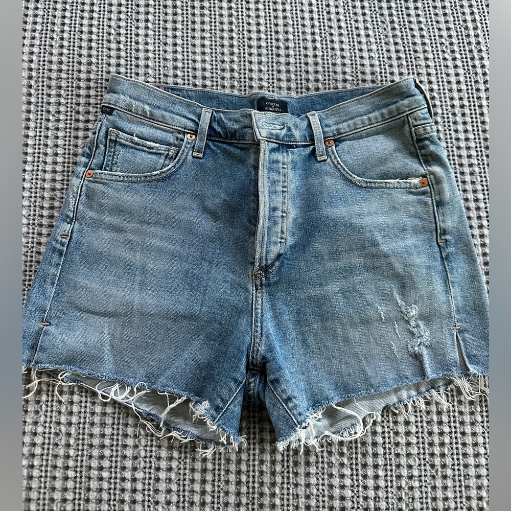 Citizens Of Humanity Marlow Easy Short in Marina Size 26